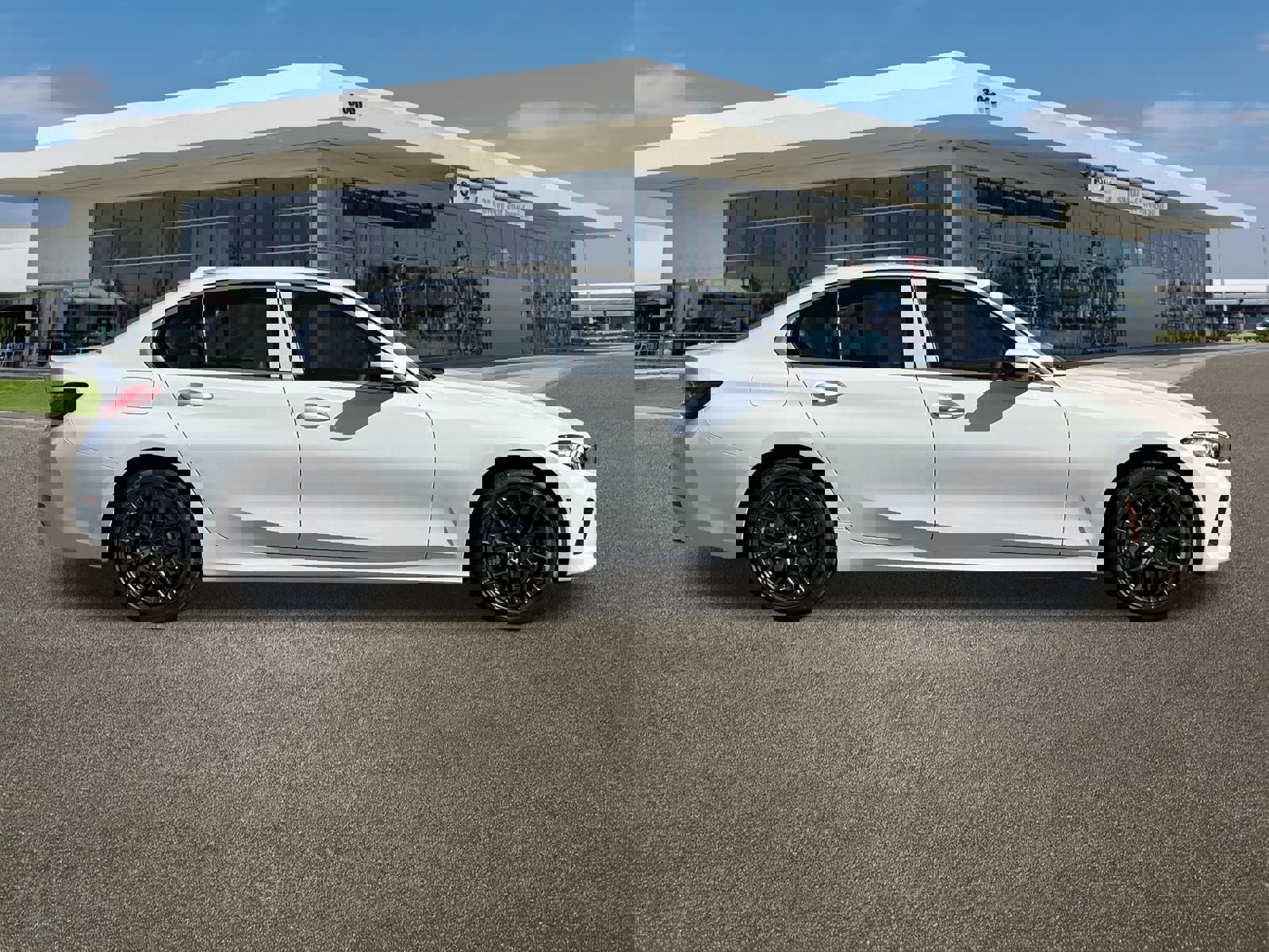 New 2026 BMW 330i Sedan w/ Driving Assistance Package image 12