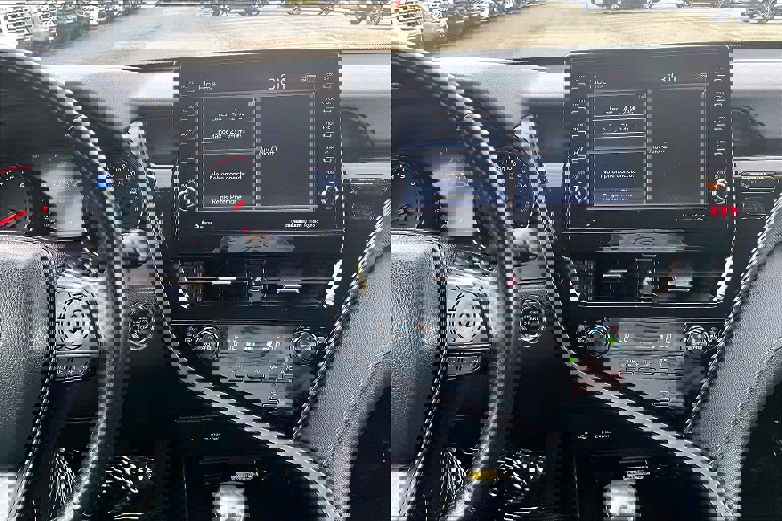 Used 2023 Toyota Camry XSE image 6