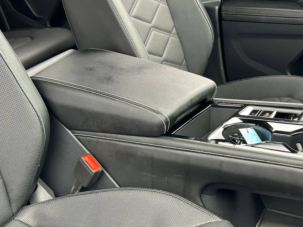 Used 2024 Volkswagen Atlas SE FWD image 46
