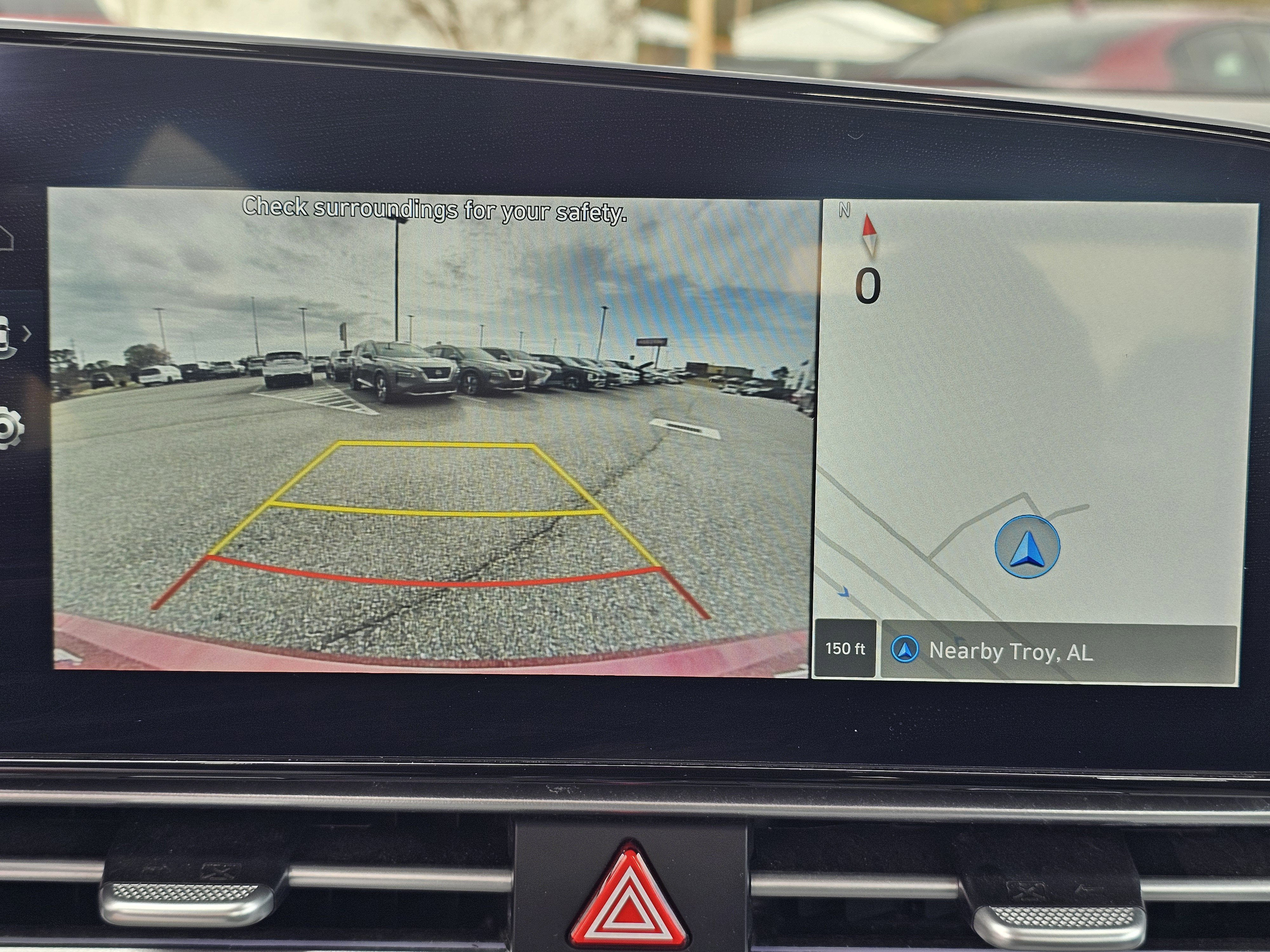 Used 2025 Hyundai Elantra SEL image 28