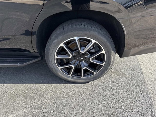 Used 2022 Chevrolet Tahoe RST w/ Luxury Package image 32