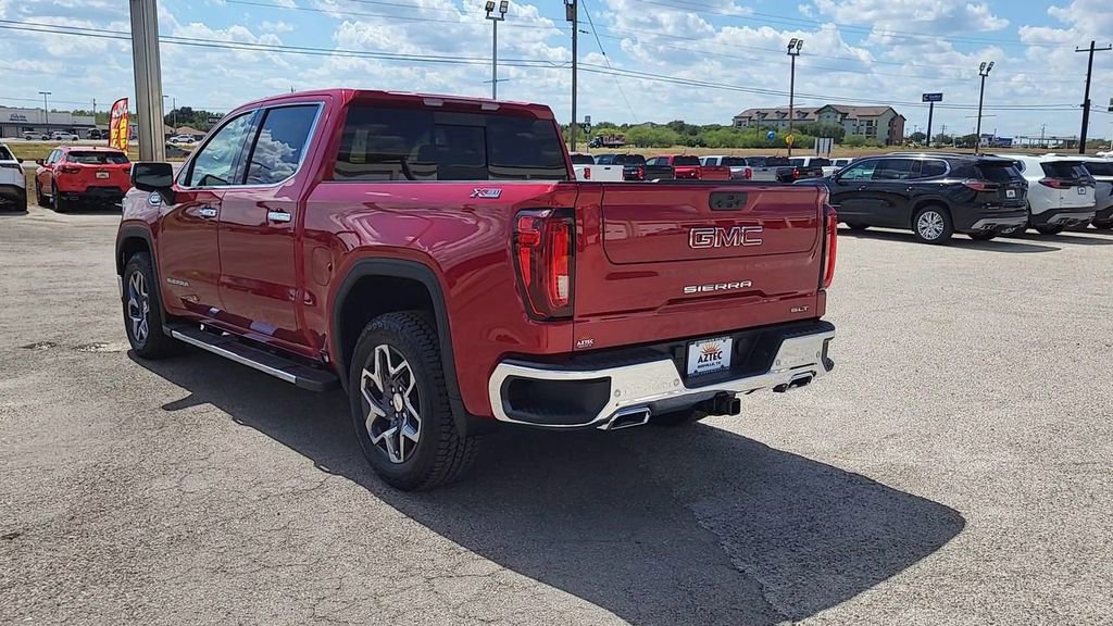New 2026 GMC Sierra 1500 SLT image 6