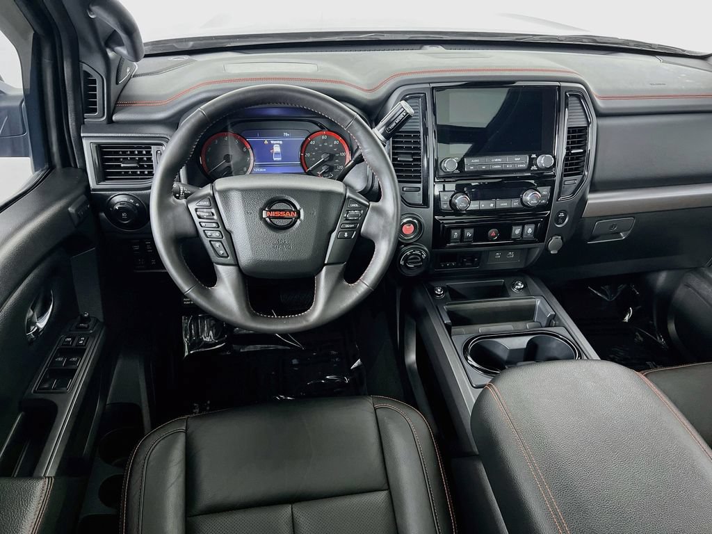 Used 2021 Nissan Titan PRO-4X w/ Pro-4x Convenience Package AWD/4WD image 23