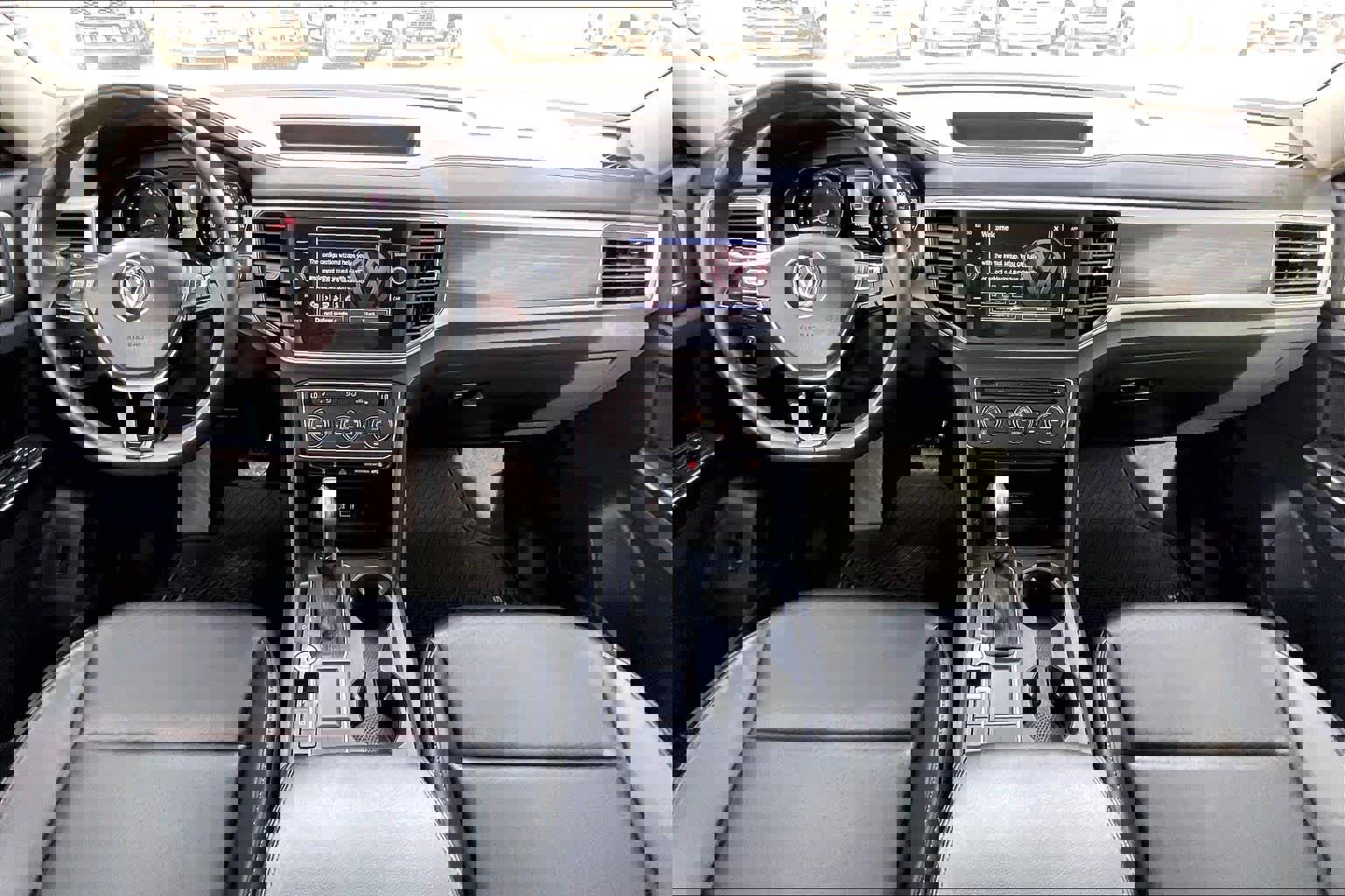 Used 2019 Volkswagen Atlas SE w/ Towing Package image 16