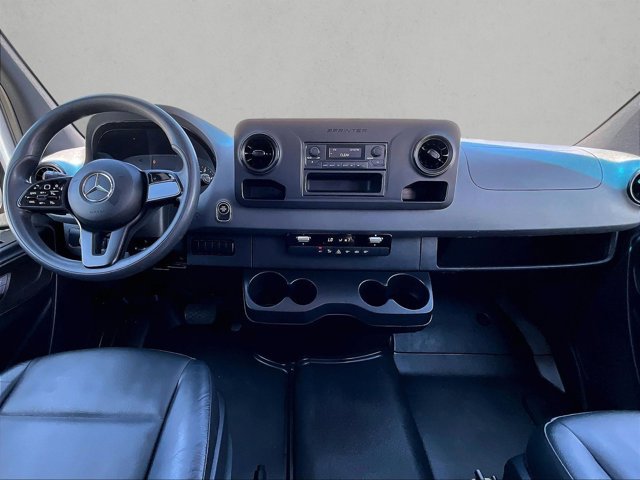 Used 2020 Mercedes-Benz Sprinter 2500 image 15