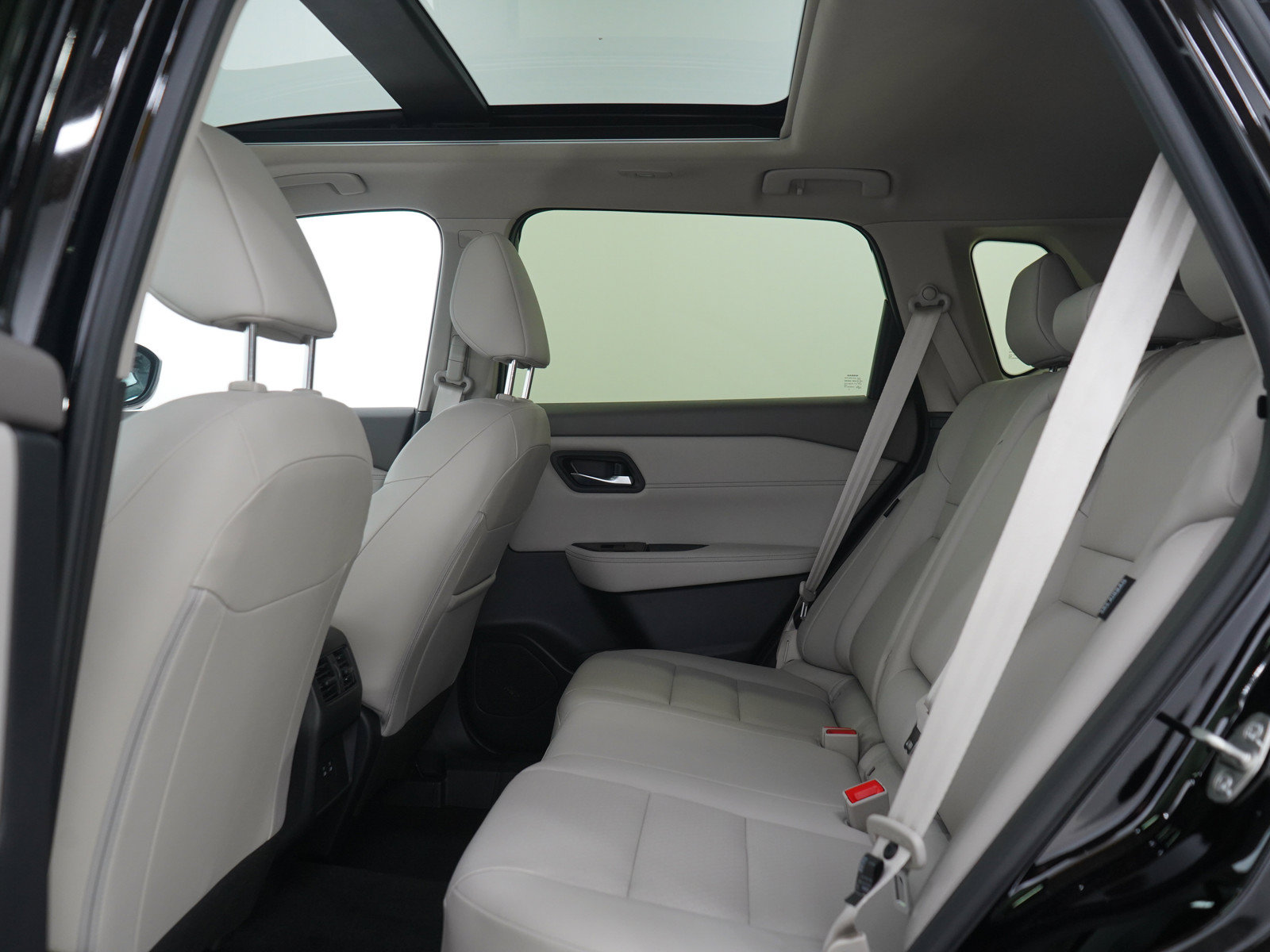 Certified 2026 Nissan Rogue Dark Armor AWD/4WD image 15