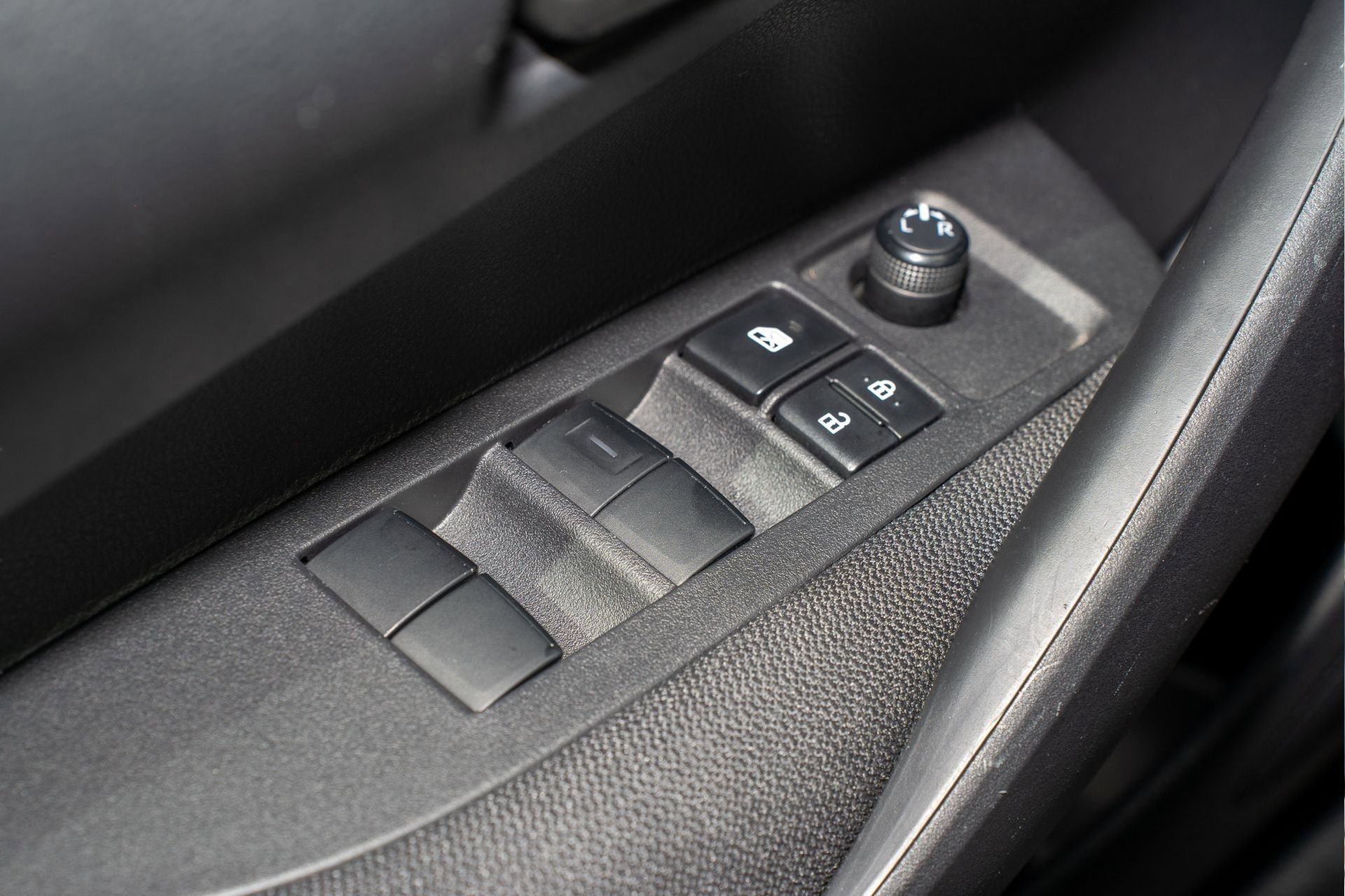 Used 2024 Toyota Corolla LE image 25