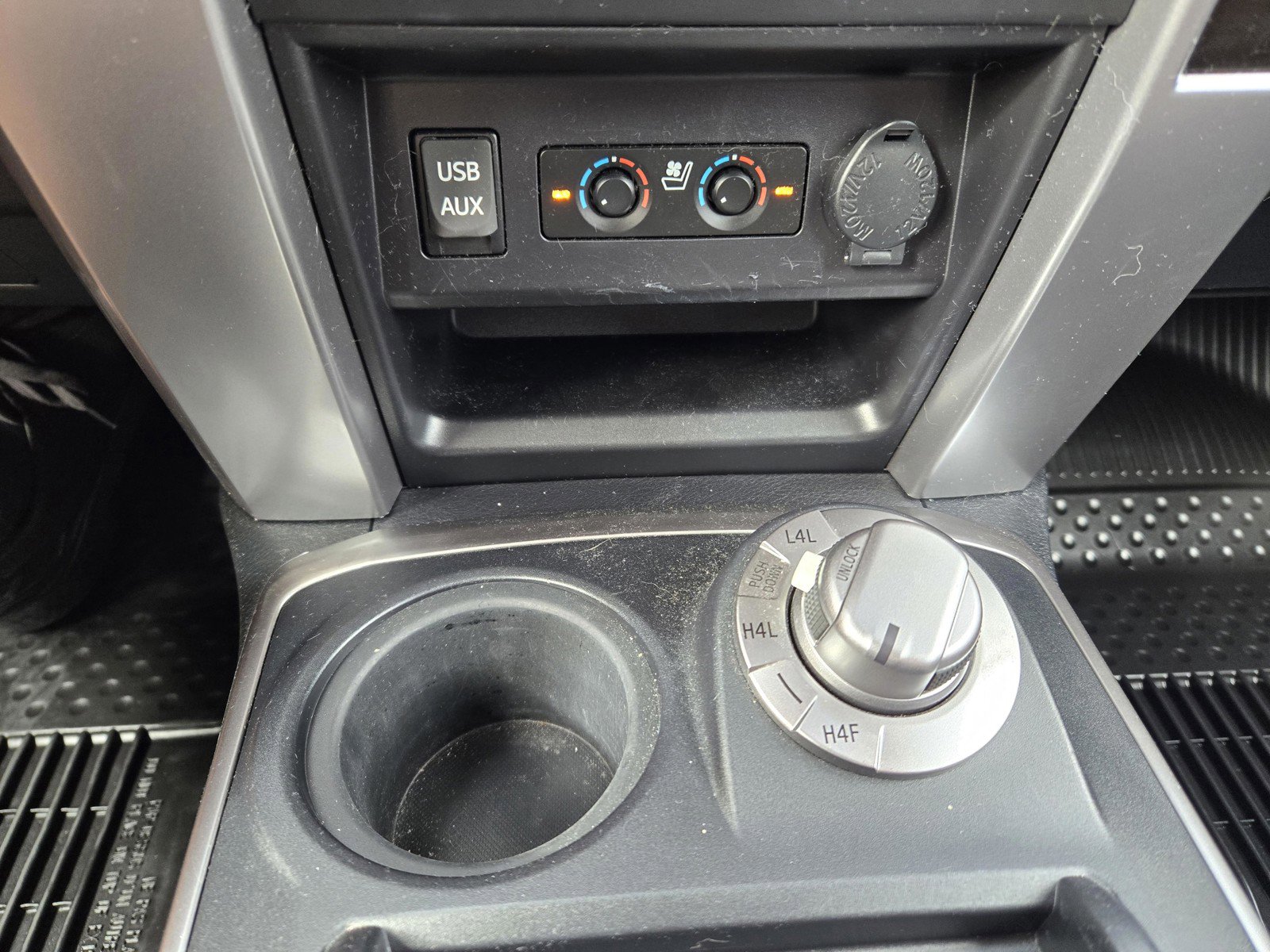 Used 2018 Toyota 4Runner Limited image 20