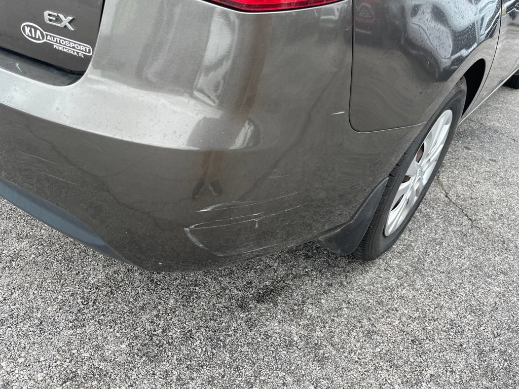 Used 2011 Kia Forte EX FWD image 11