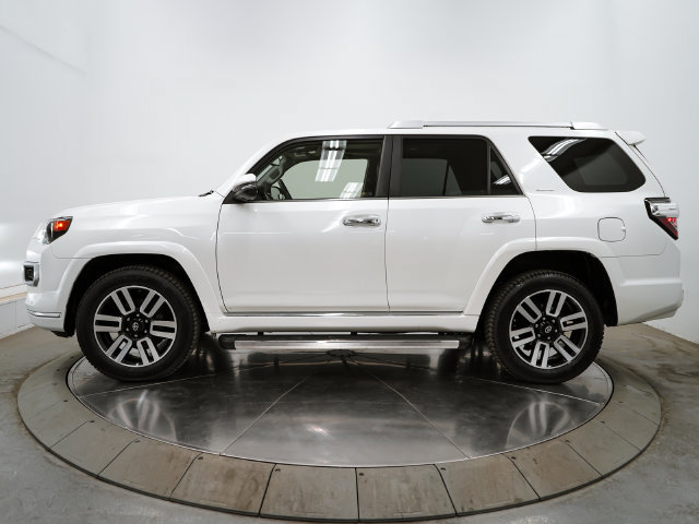 Used 2021 Toyota 4Runner Limited AWD/4WD image 7
