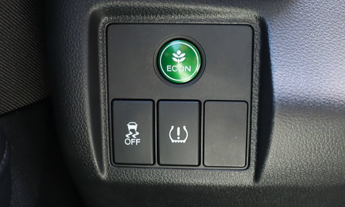 Used 2020 Honda HR-V LX image 41