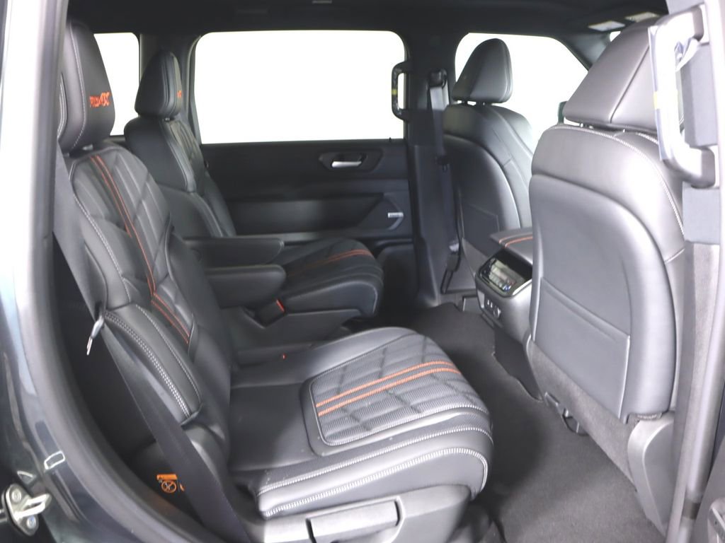 New 2026 Nissan Armada PRO-4X image 32
