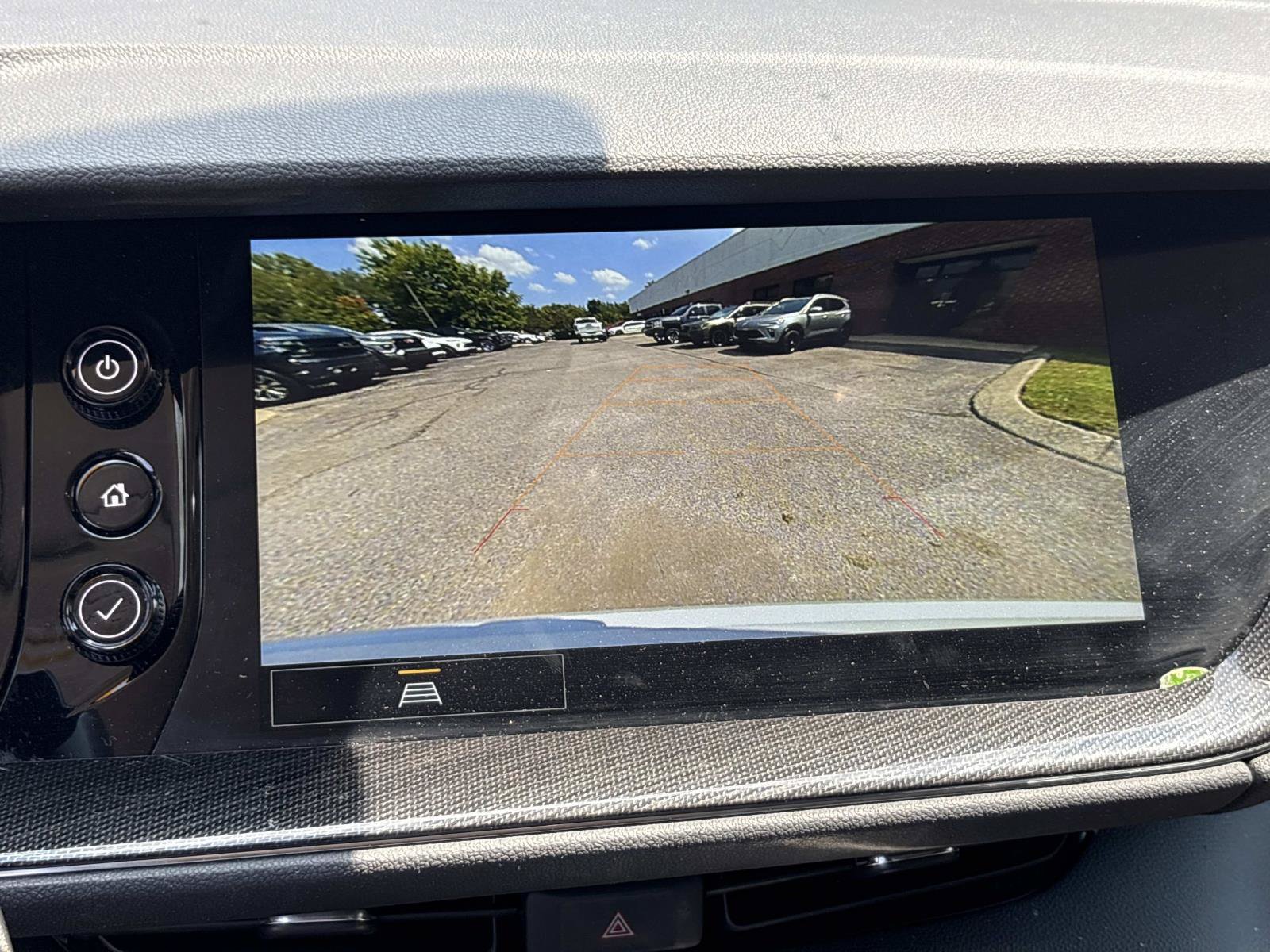 Used 2022 Buick Envision Preferred FWD image 26