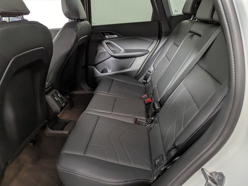 Used 2025 BMW X1 xDrive28i w/ Technology Package image 42