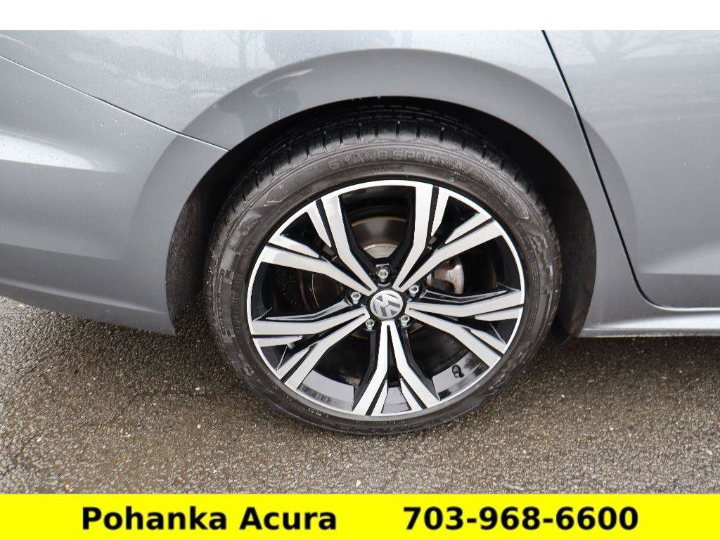 Used 2021 Volkswagen Passat 2.0T SE image 25