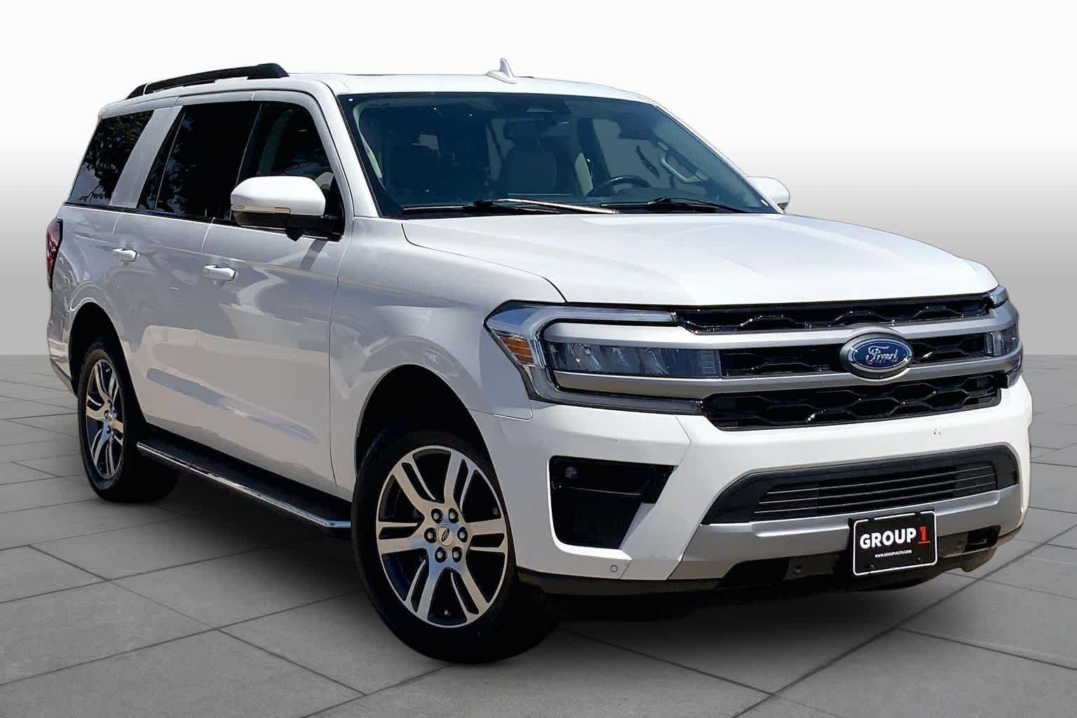 Certified 2023 Ford Expedition XLT AWD/4WD image 3