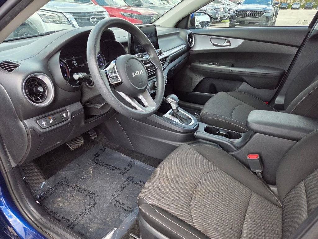 Used 2022 Kia Forte LXS w/ LXS Technology Package image 22