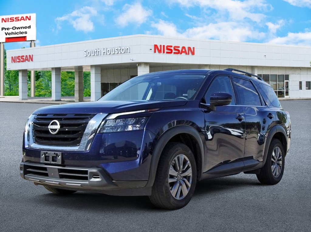 Certified 2024 Nissan Pathfinder SV FWD image 2