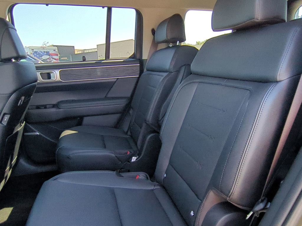 New 2026 Hyundai Santa Fe Limited image 17