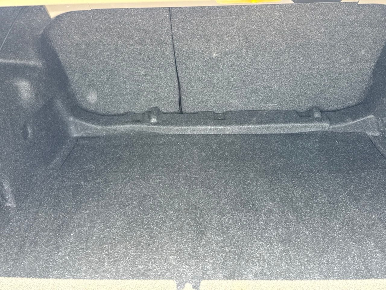 Used 2025 Chevrolet Malibu LS FWD image 36