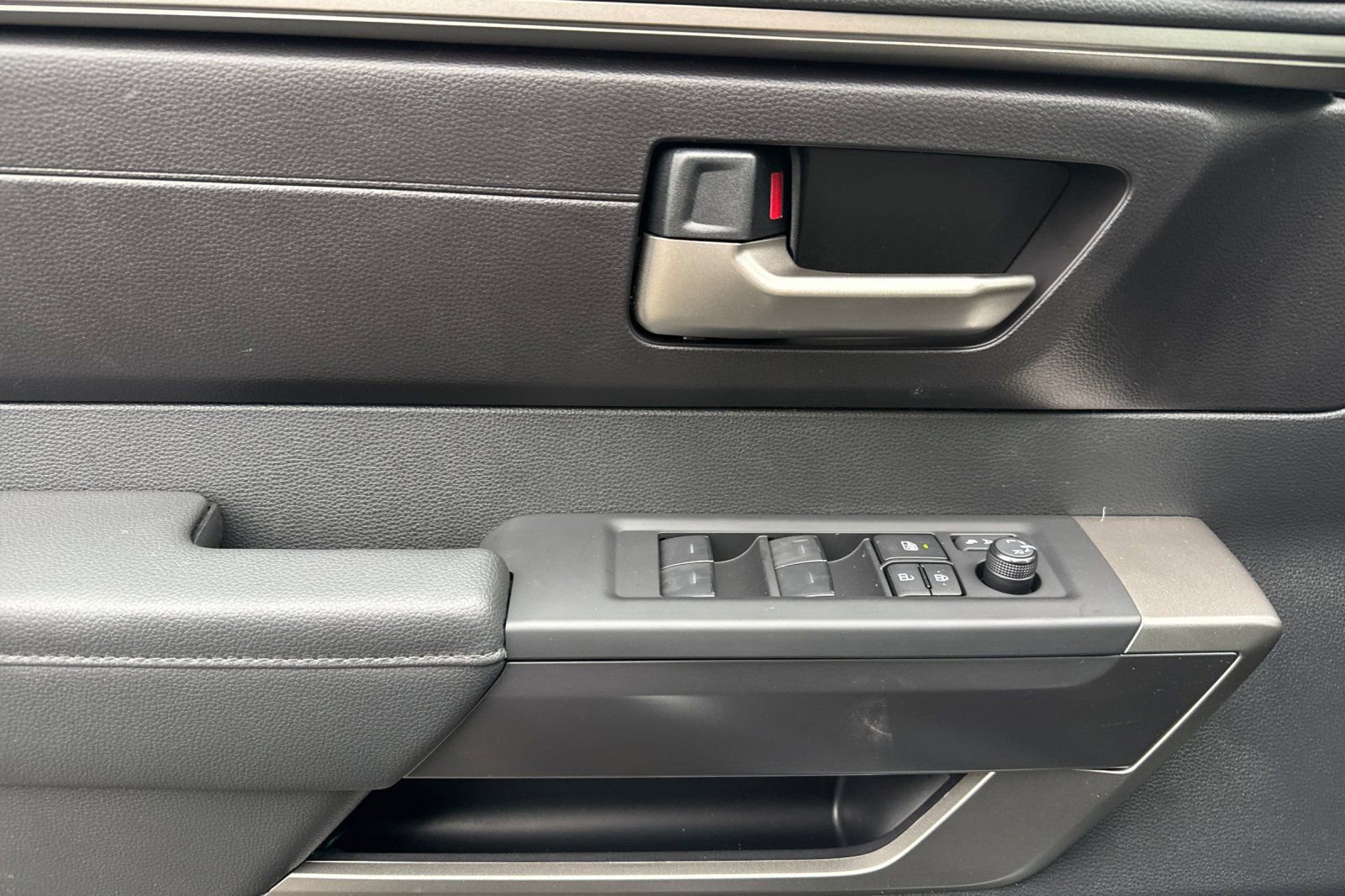 New 2025 Toyota Tundra SR5 image 11