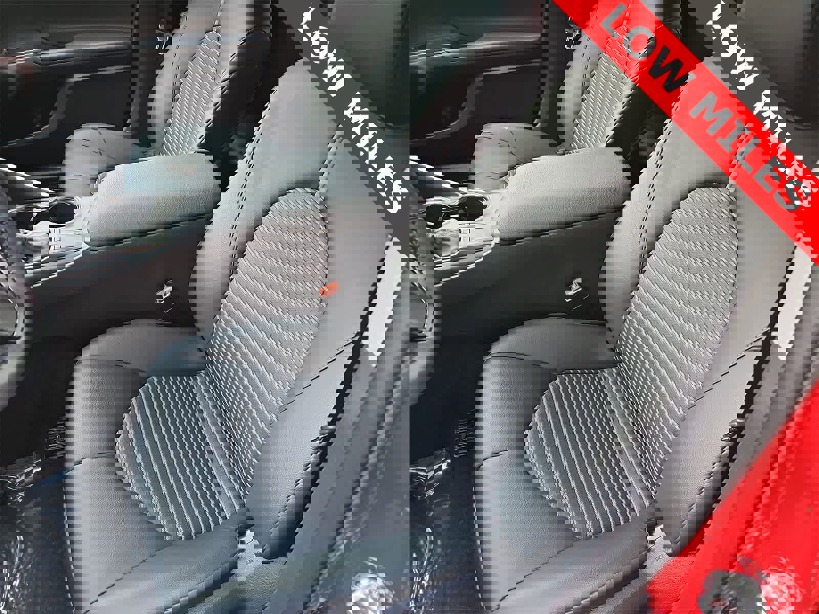 Used 2023 Toyota Camry SE image 15