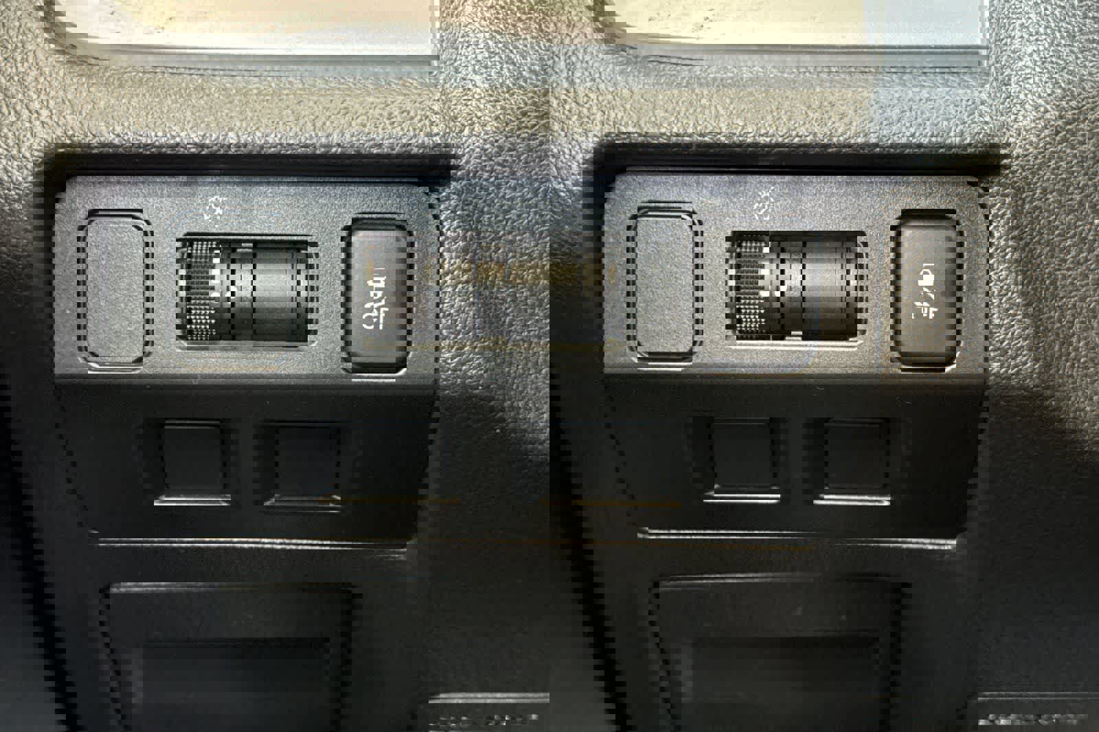 Used 2015 Subaru Crosstrek 2.0i Premium AWD/4WD image 30