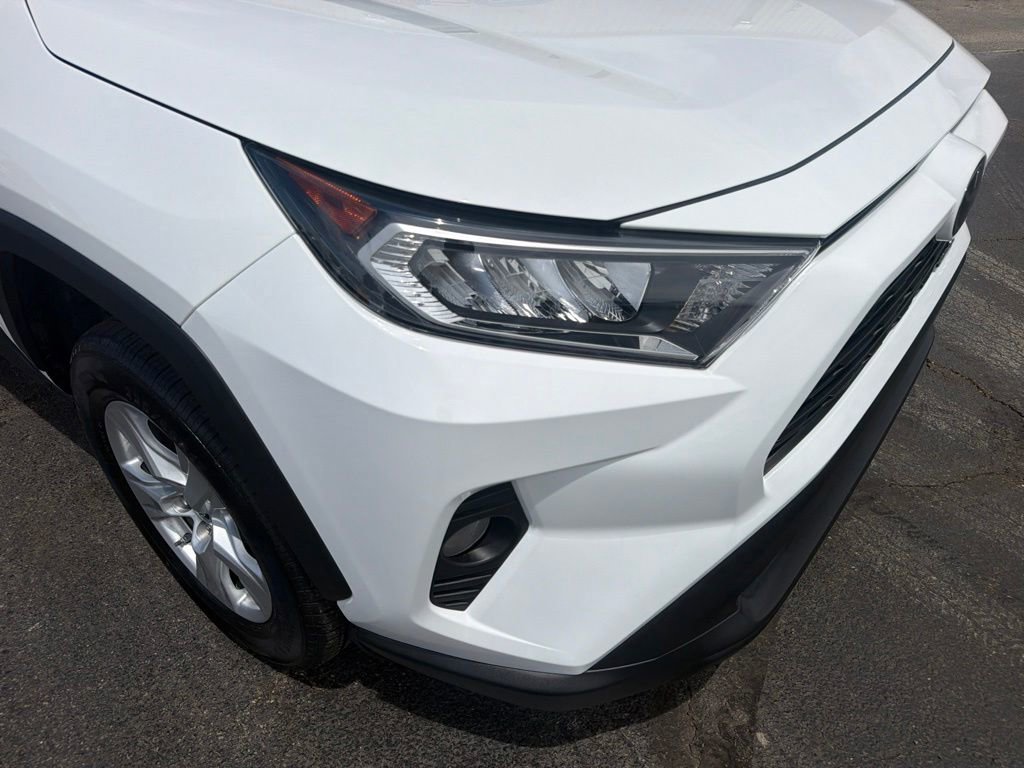Used 2019 Toyota RAV4 XLE w/ Convenience Package AWD/4WD image 9
