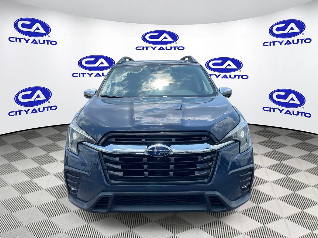 Used 2023 Subaru Ascent Limited w/ Technology Package AWD/4WD image 10