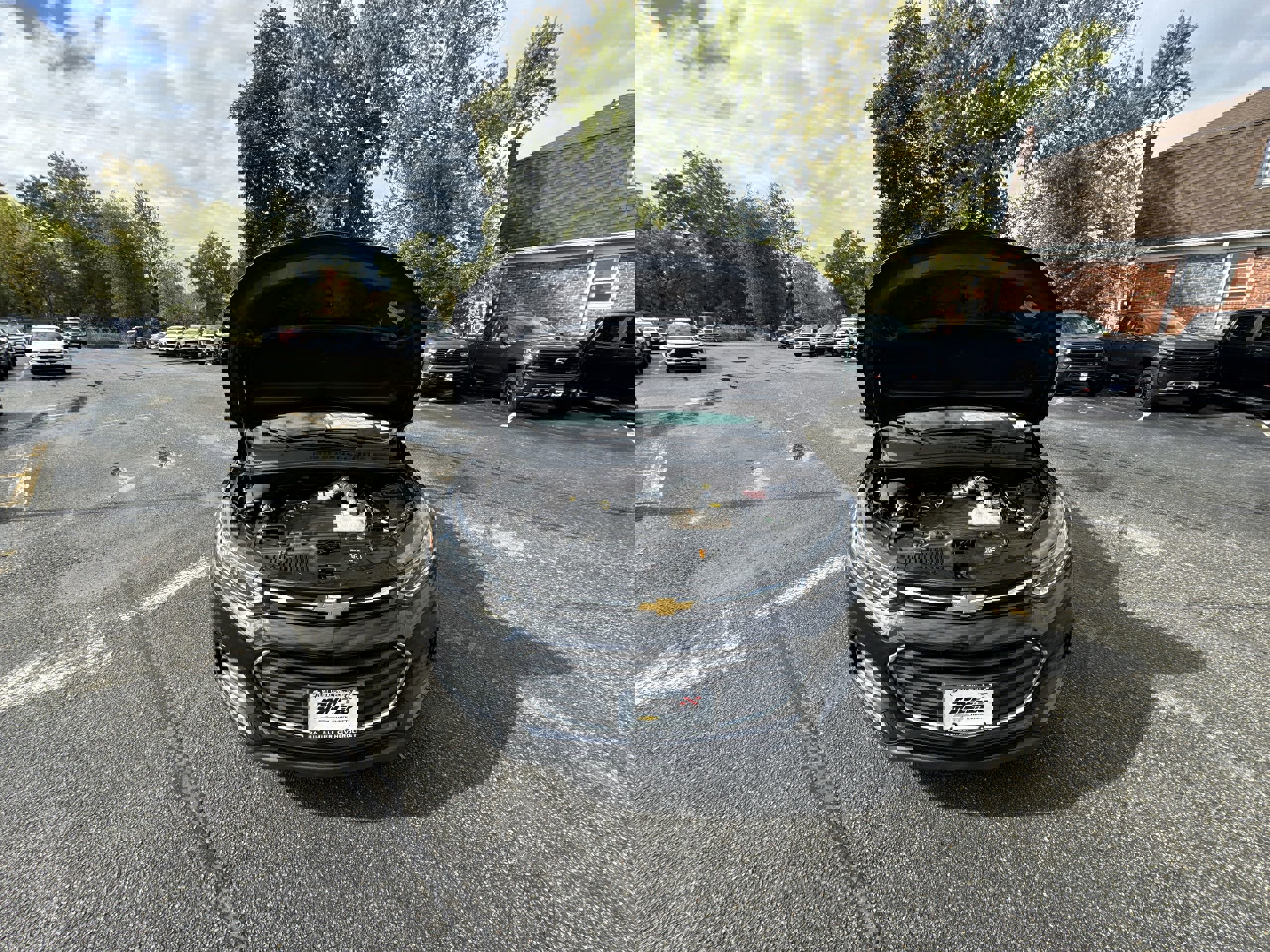 Used 2022 Chevrolet Trax LS w/ Tint and Cruise Package image 31