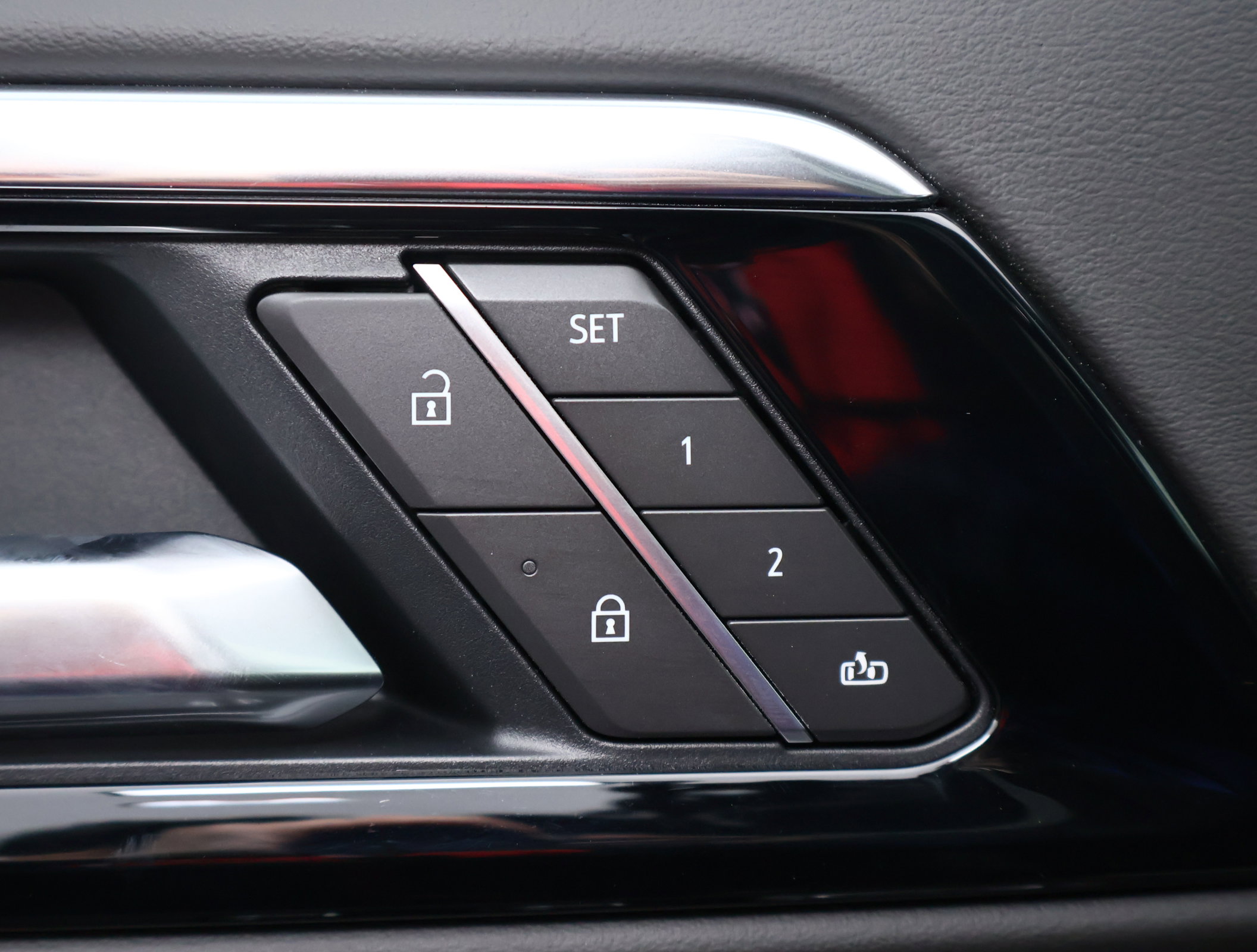 New 2026 Chevrolet Tahoe High Country AWD/4WD image 9