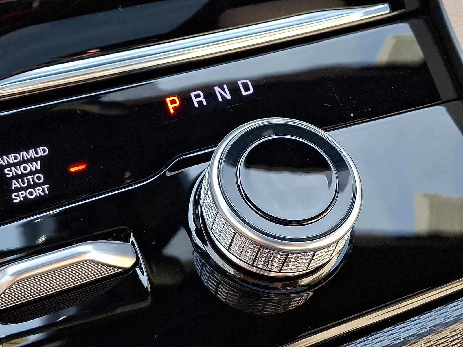 New 2027 Jeep Grand Cherokee Limited AWD/4WD image 11