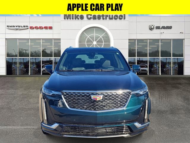 Used 2025 Cadillac XT6 Premium Luxury w/ Technology Package image 2