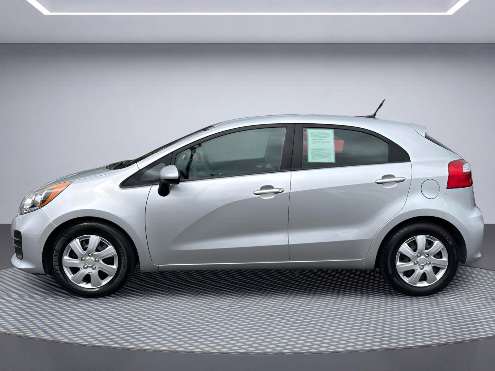Used 2016 Kia Rio LX w/ Power Package FWD image 3