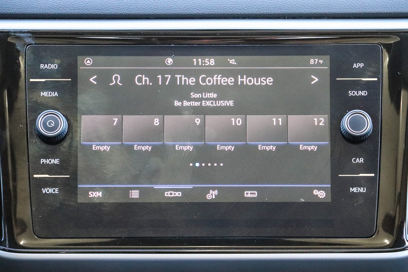 Used 2023 Volkswagen Atlas SE w/ Panoramic Sunroof Package FWD image 15