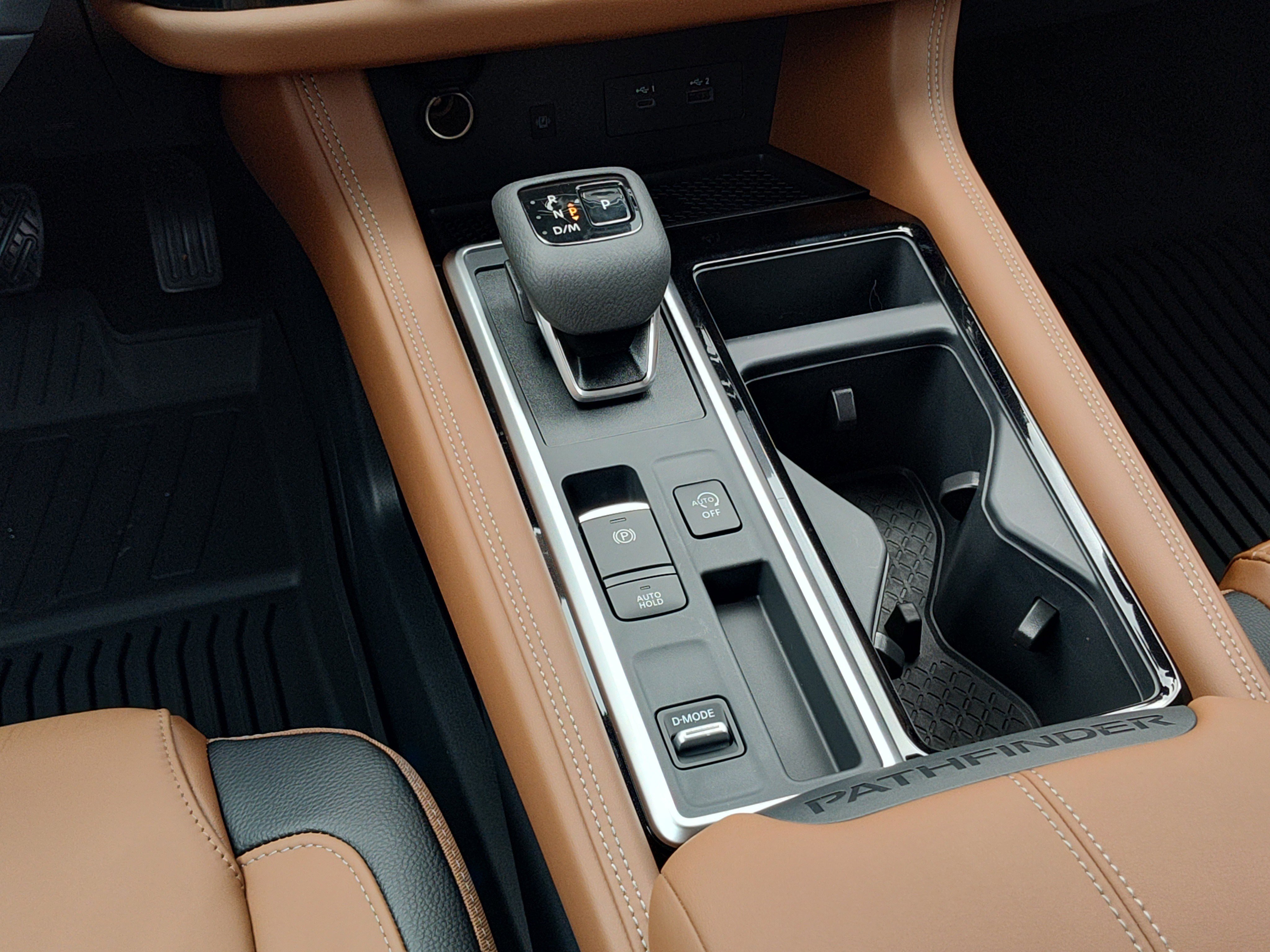 New 2025 Nissan Pathfinder Platinum w/ Cargo Package image 10