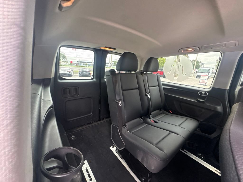Used 2018 Mercedes-Benz Metris Passenger image 8
