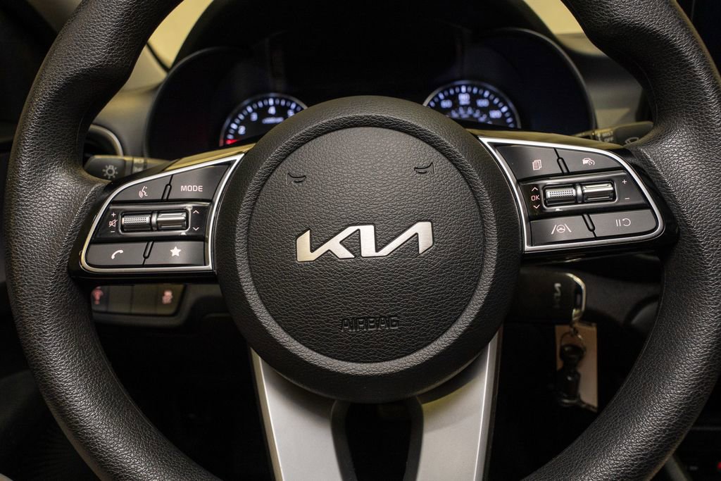 Used 2024 Kia Forte LXS image 16