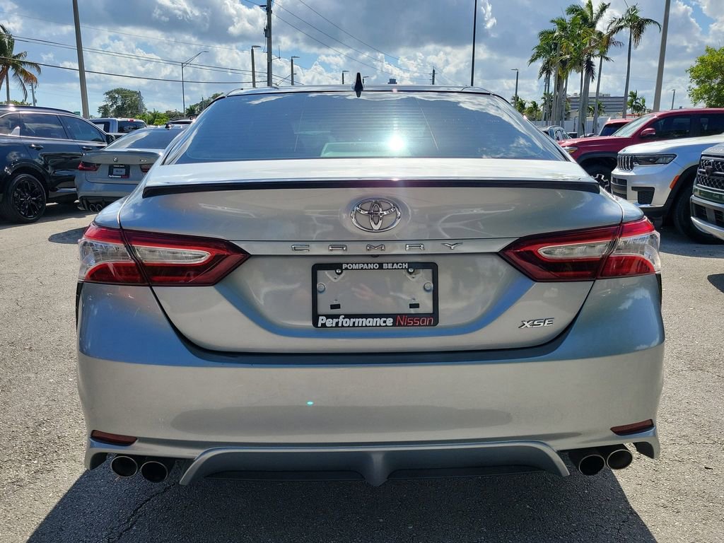 Used 2020 Toyota Camry XSE image 7