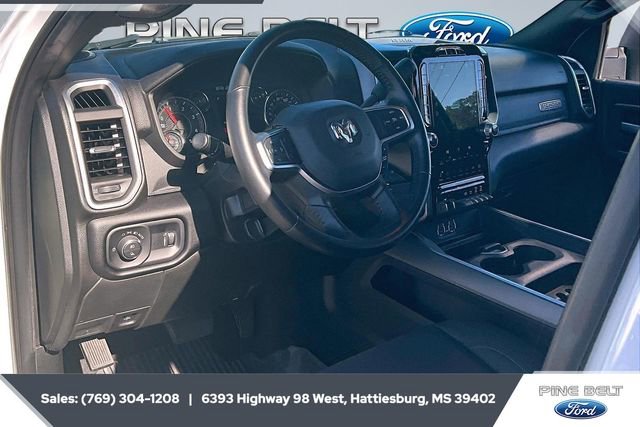 Used 2024 RAM 3500 Big Horn w/ Sport Appearance Package image 13