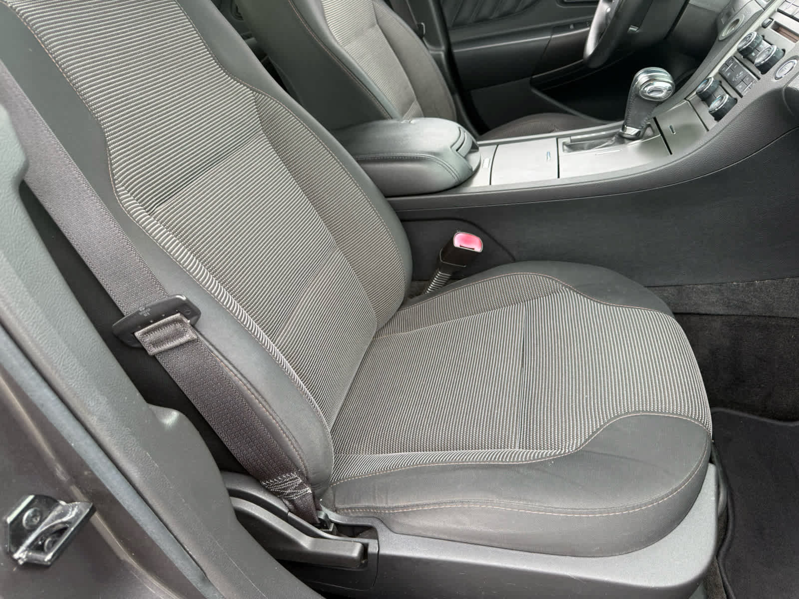 Used 2012 Ford Taurus SEL FWD image 8