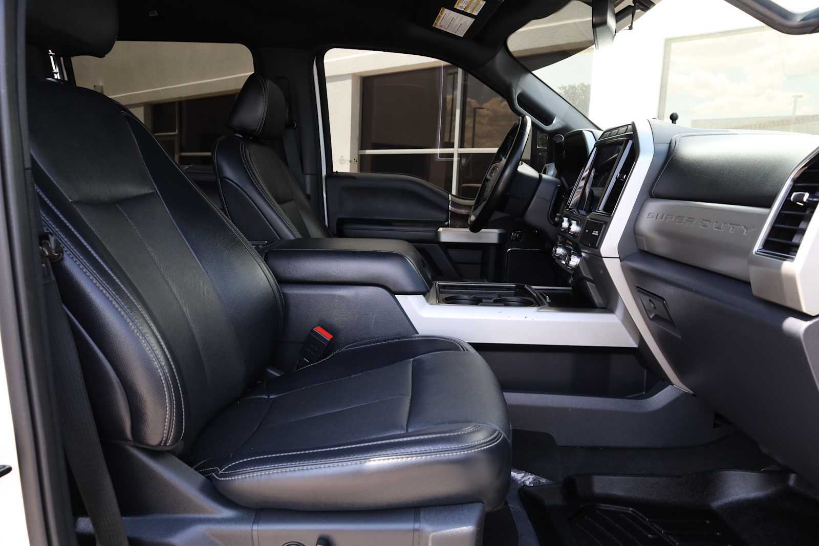 Used 2022 Ford F250 Lariat w/ Lariat Ultimate Package AWD/4WD image 39