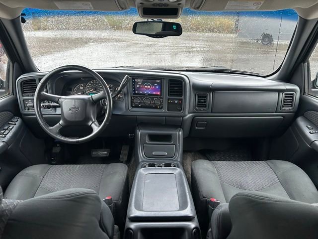 Used 2002 Chevrolet Avalanche 4x4 w/ Off-Road Suspension Pkg image 12