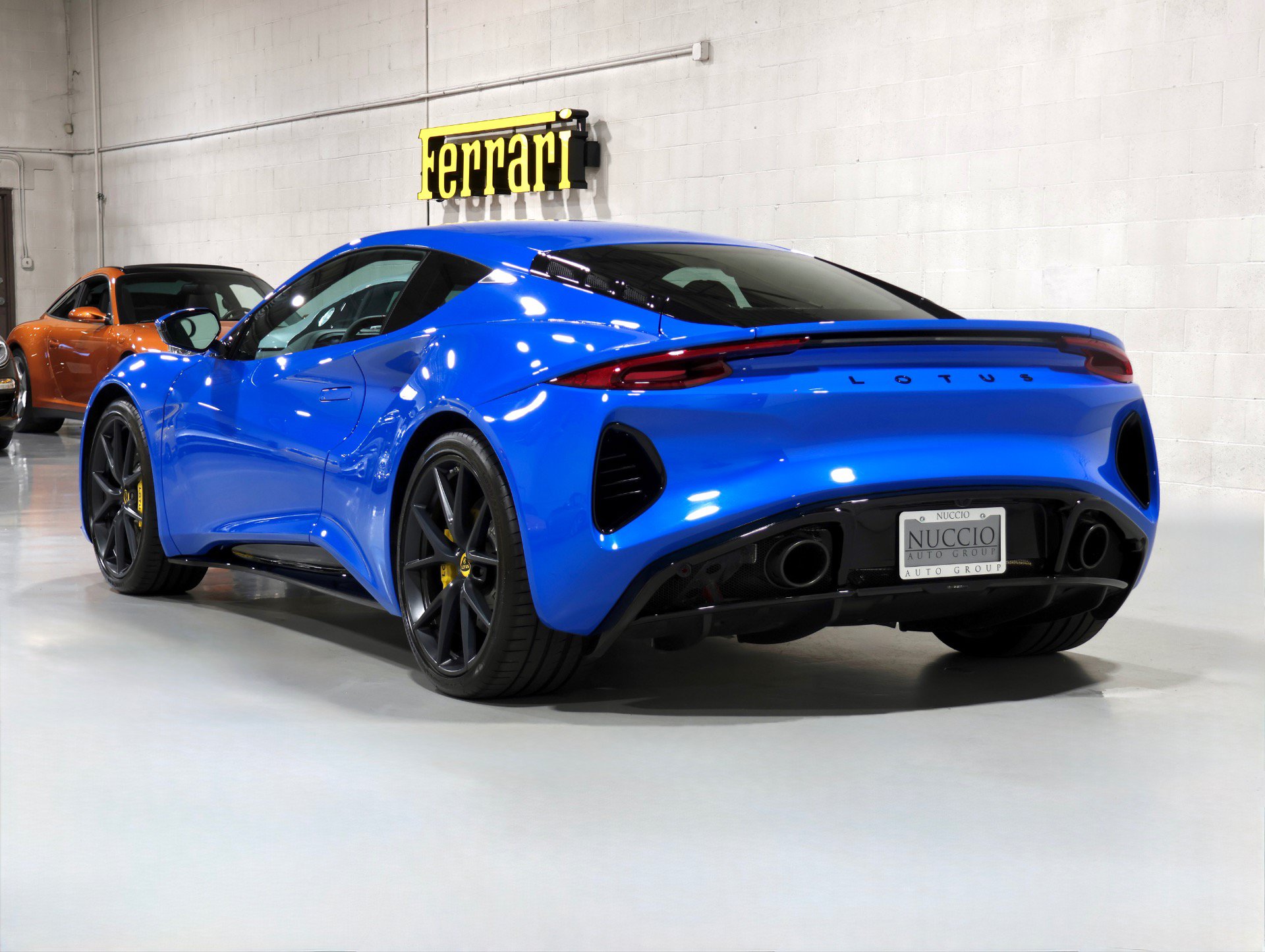 Used 2026 Lotus Emira RWD image 31