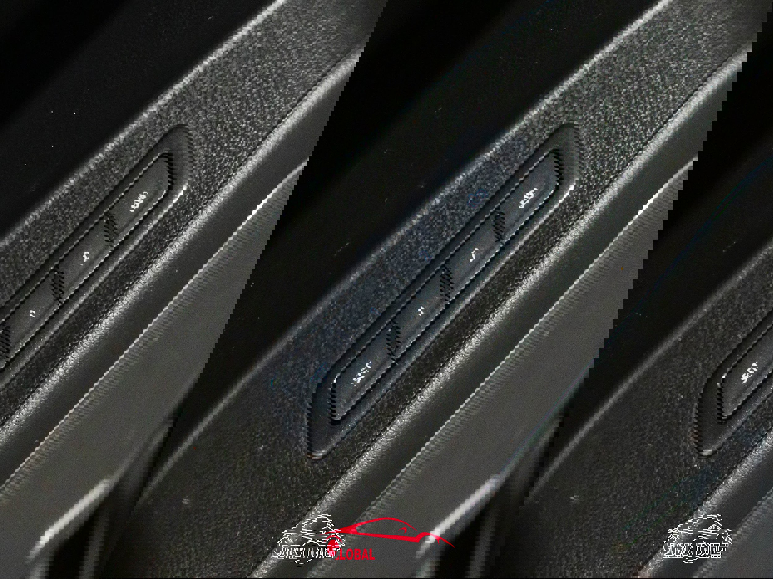 Used 2019 Chevrolet Suburban Premier w/ Premier Plus Edition image 43