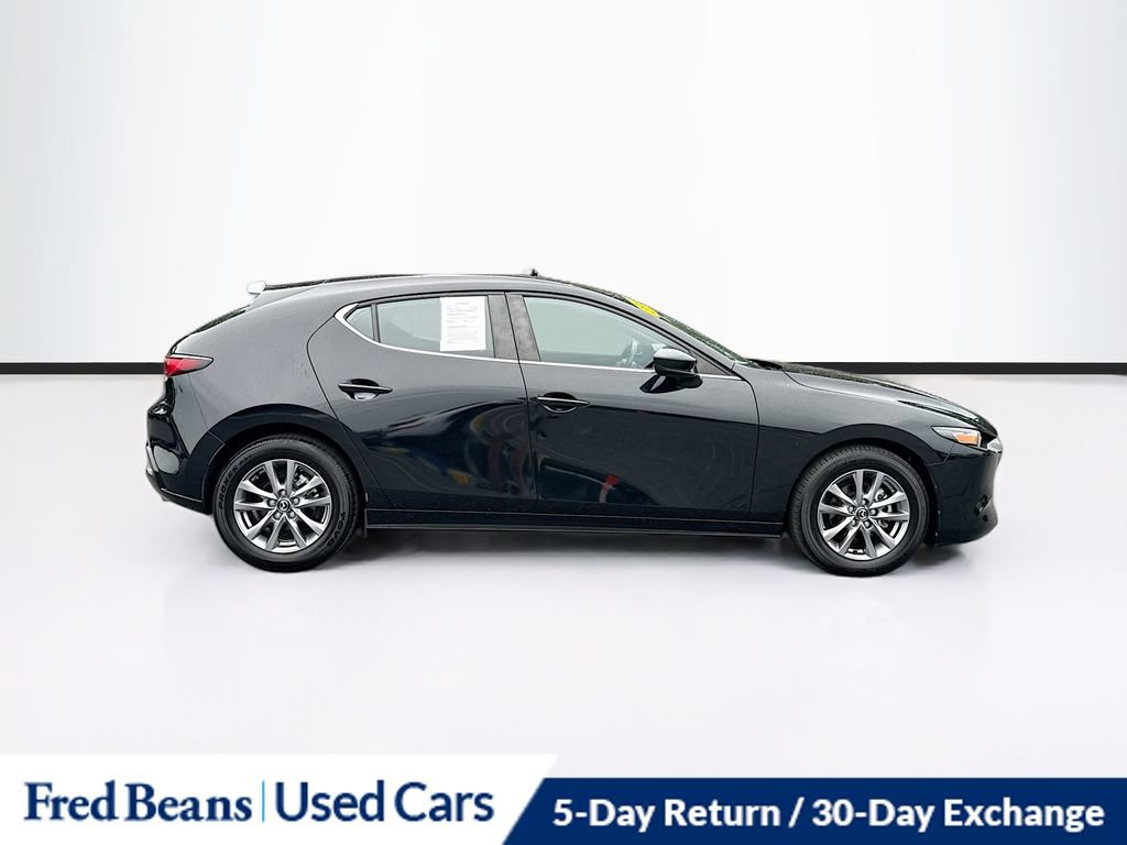 Used 2022 MAZDA MAZDA3 s FWD image 12