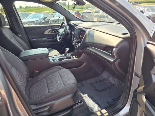 Used 2023 Chevrolet Traverse LT AWD/4WD image 20