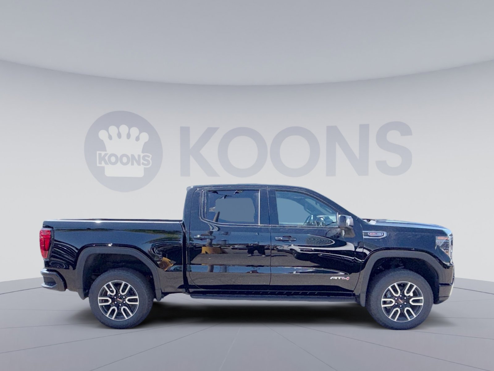 New 2026 GMC Sierra 1500 AT4 w/ AT4 Premium Package AWD/4WD image 8