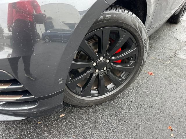 Used 2018 Land Rover Range Rover Velar R-Dynamic SE image 10