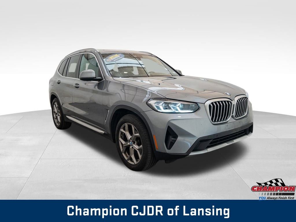 Used 2024 BMW X3 xDrive30i w/ Convenience Package image 2